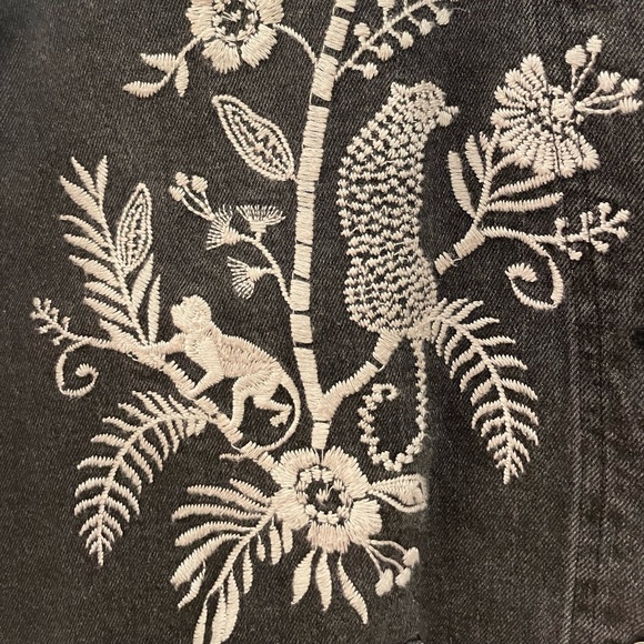 Johnny Was NWOT Denim Embroidered Jacket Never Worn! Eden Denim Worker Jacket - Picture 6 of 11